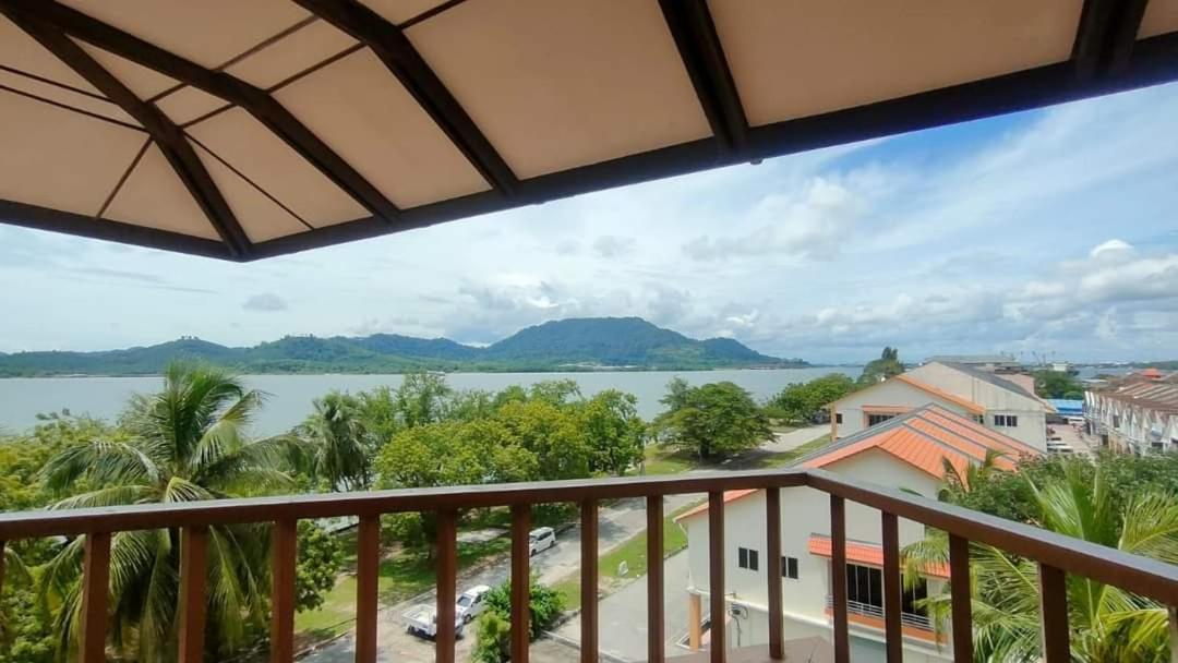 The Orient Star Resort Lumut Exterior photo