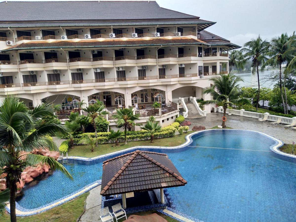 The Orient Star Resort Lumut Exterior photo